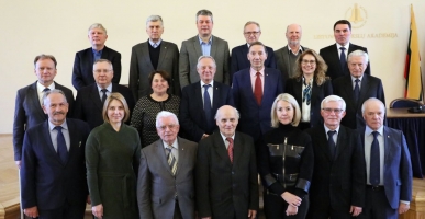 0U9A7949-uzsklanda-62bcc41e08e957634d54b209e9ce96b2.jpg